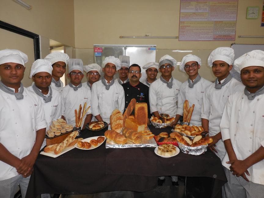 Vivekanand Institute of Management Ahmedabad Students photo 11